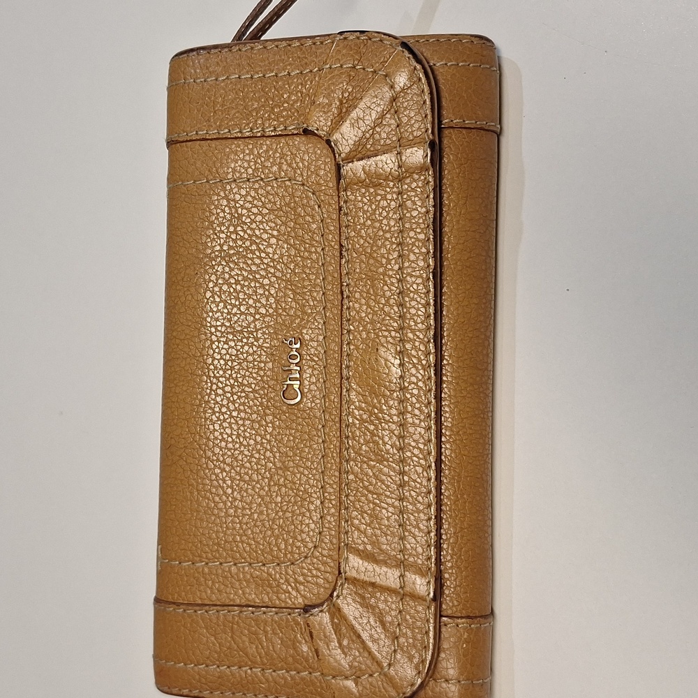 Chloé Palaty Tan Pebbled Leather fold Luxury Designer Wallet